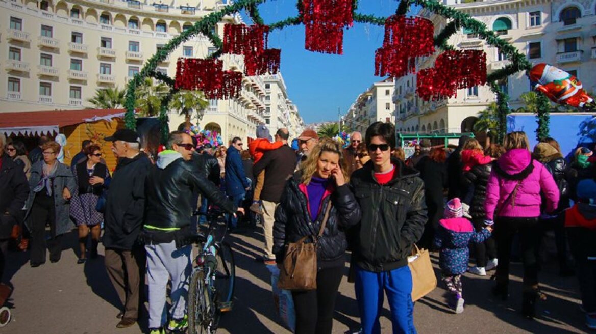 Greek temperatures make it feel like Christmas in spring