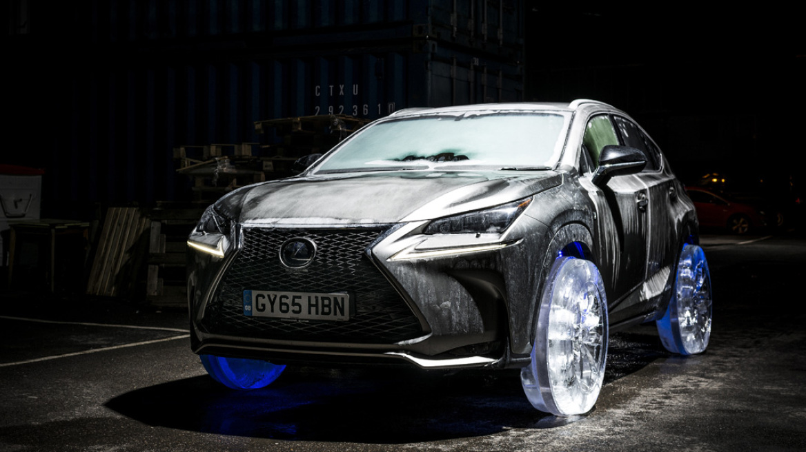 Video: Ένα Lexus πάνω σε ρόδες από πάγο!