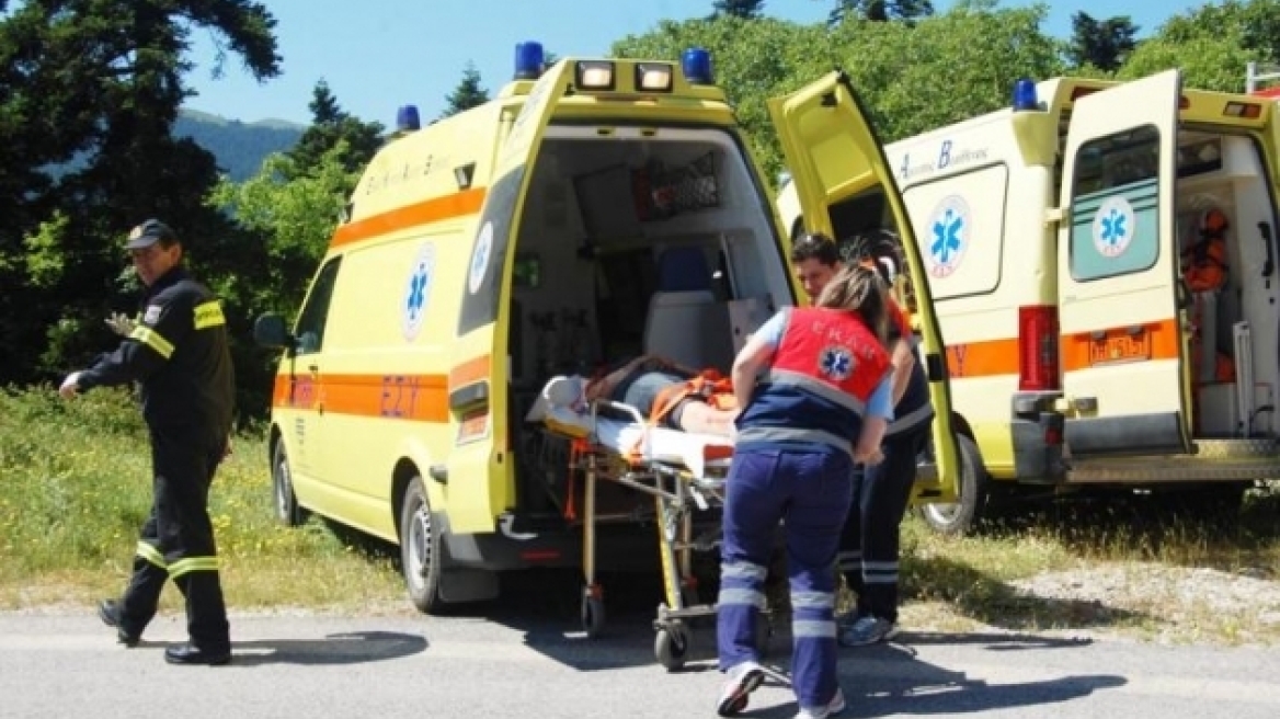 Μεσολόγγι: Κατέβηκε για να δει τη βλάβη και τον χτύπησε ΙΧ