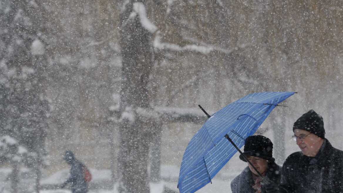 Polar front covers Greece for New Year's Eve 