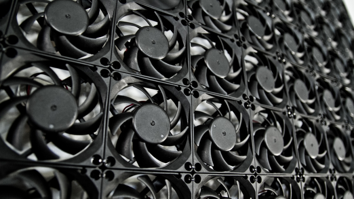 Greek artist transforms 100 CPU fans into a sculpture
