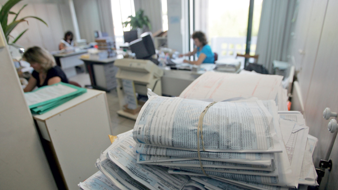 Πρόστιμα 160 εκατ. σε 100 μεγαλοκαταθέτες μέσα σε ένα μήνα