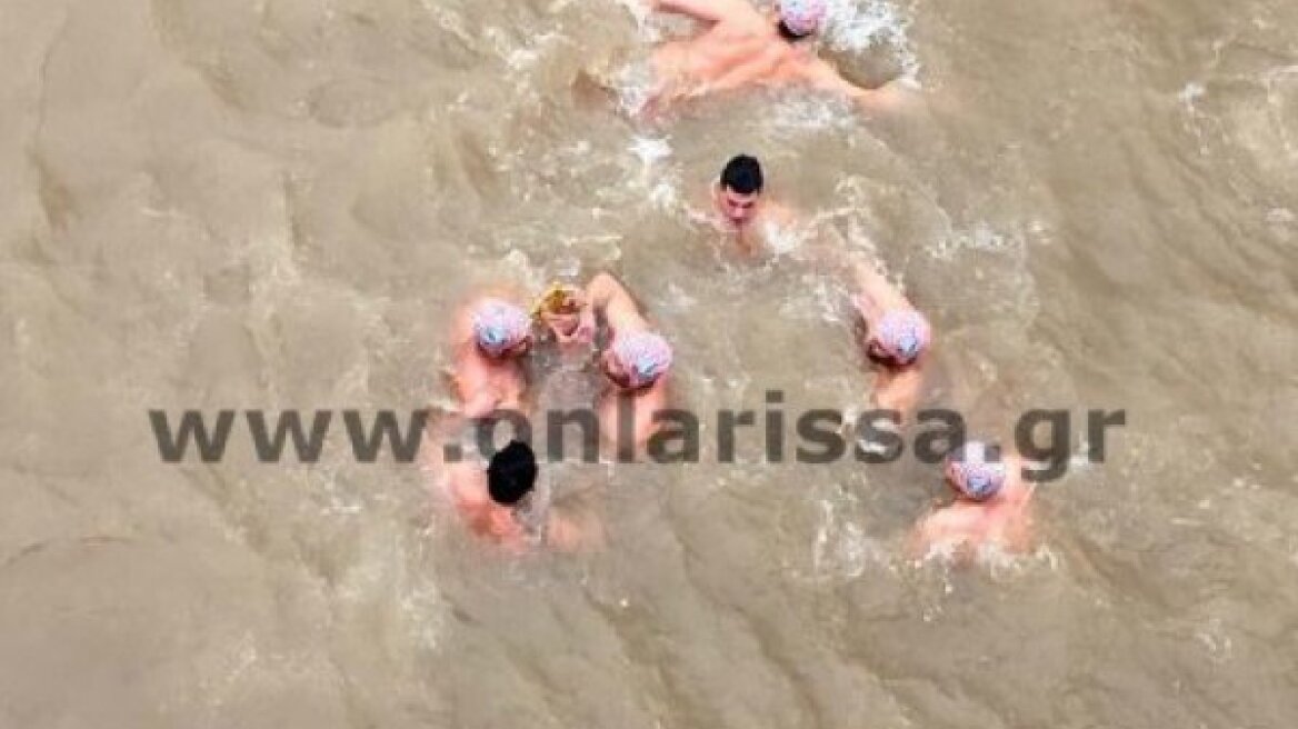 Στον Πηνειό ο Αγιασμός των Υδάτων στη Λάρισα