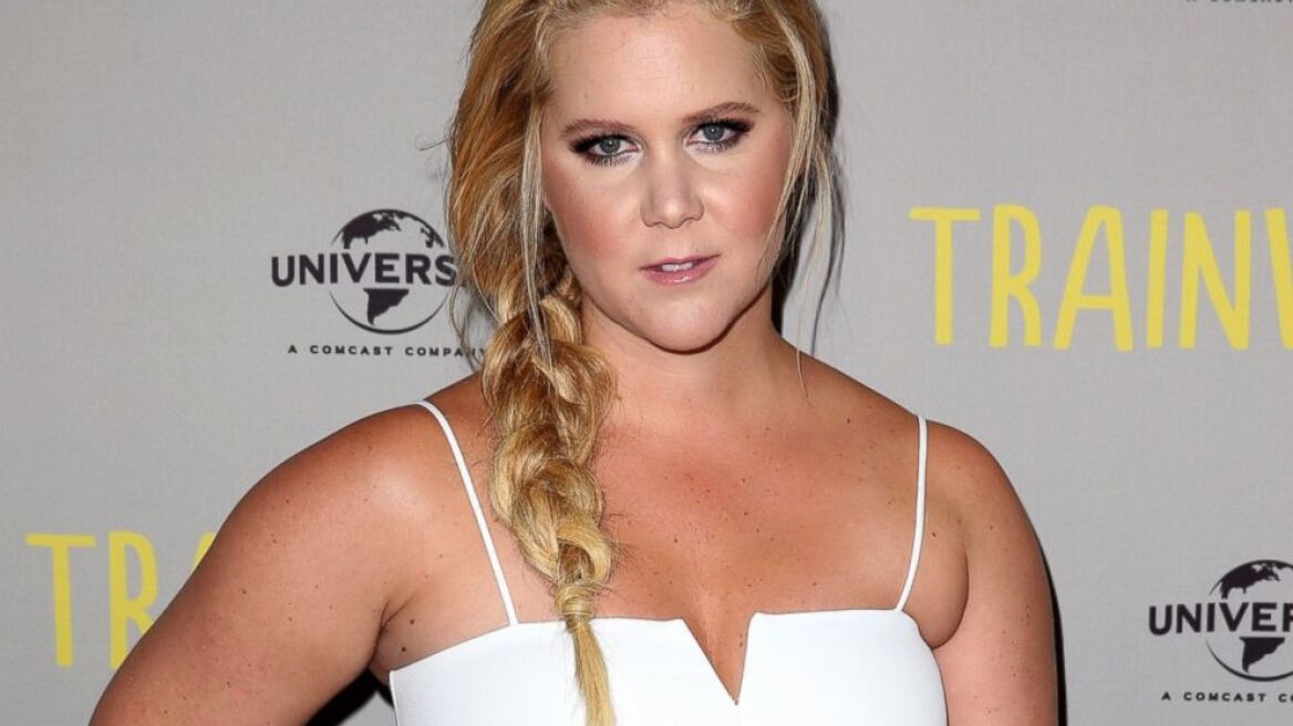 Amy Schumer: Ο έρωτας τη «χτύπησε» κατακούτελα 
