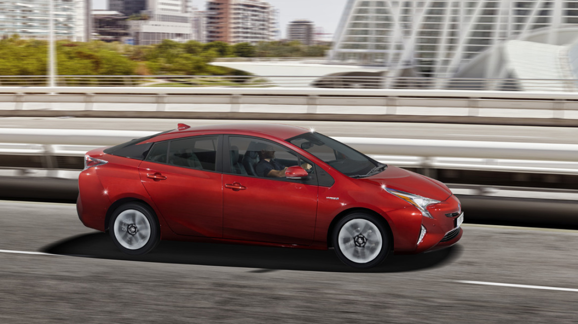 Νέο υβριδικό χωρίς τέλη και με κατανάλωση 3,0lt/100km