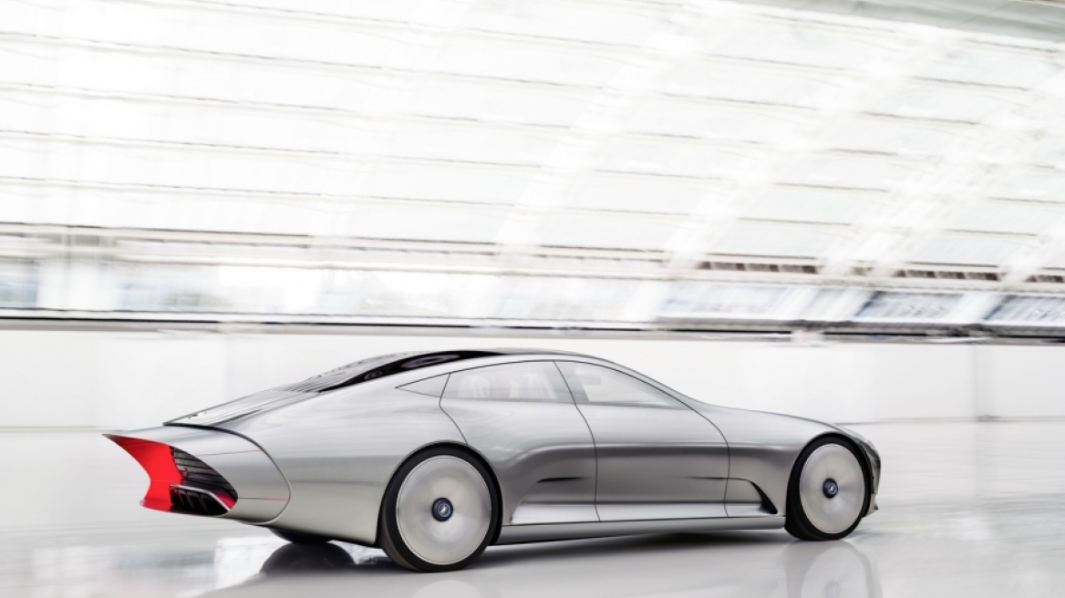 Δείτε το «τρελό» transformer car που παρουσίασε η Mercedes!