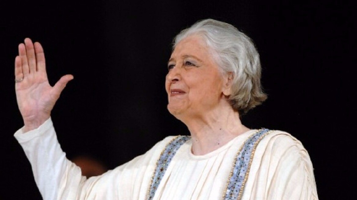 Τελευταίο αντίο σήμερα στην «ιέρεια» του θεάτρου Άννα Συνοδινου