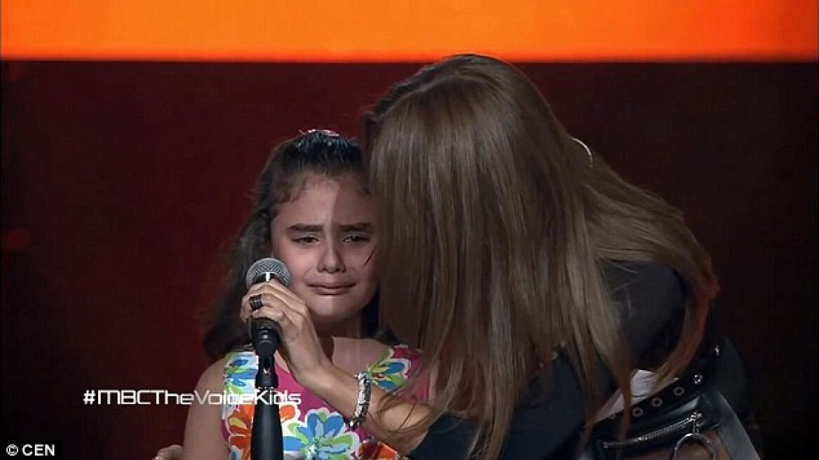 «The Voice Kids»: Κοριτσάκι από τη Συρία λυγίζει, όταν τραγουδά για την ειρήνη 