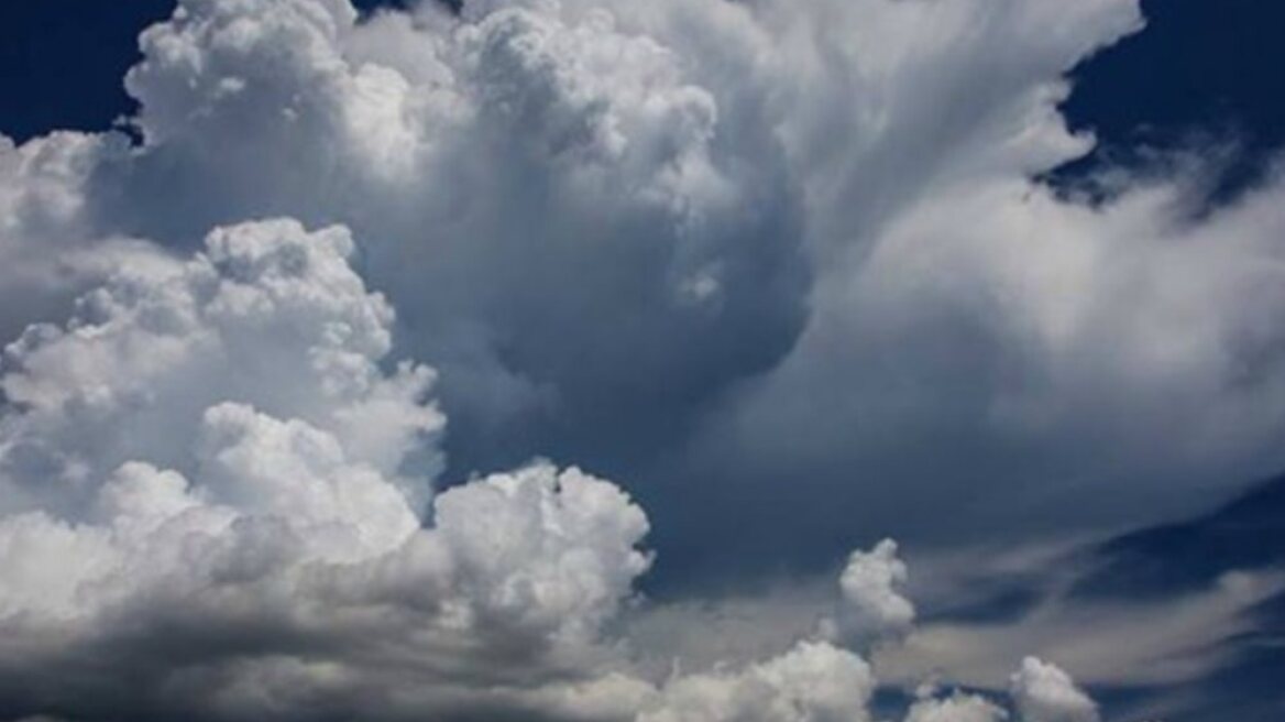 Καιρός: Ανοιξιάτικες θερμοκρασίες με συννεφιά