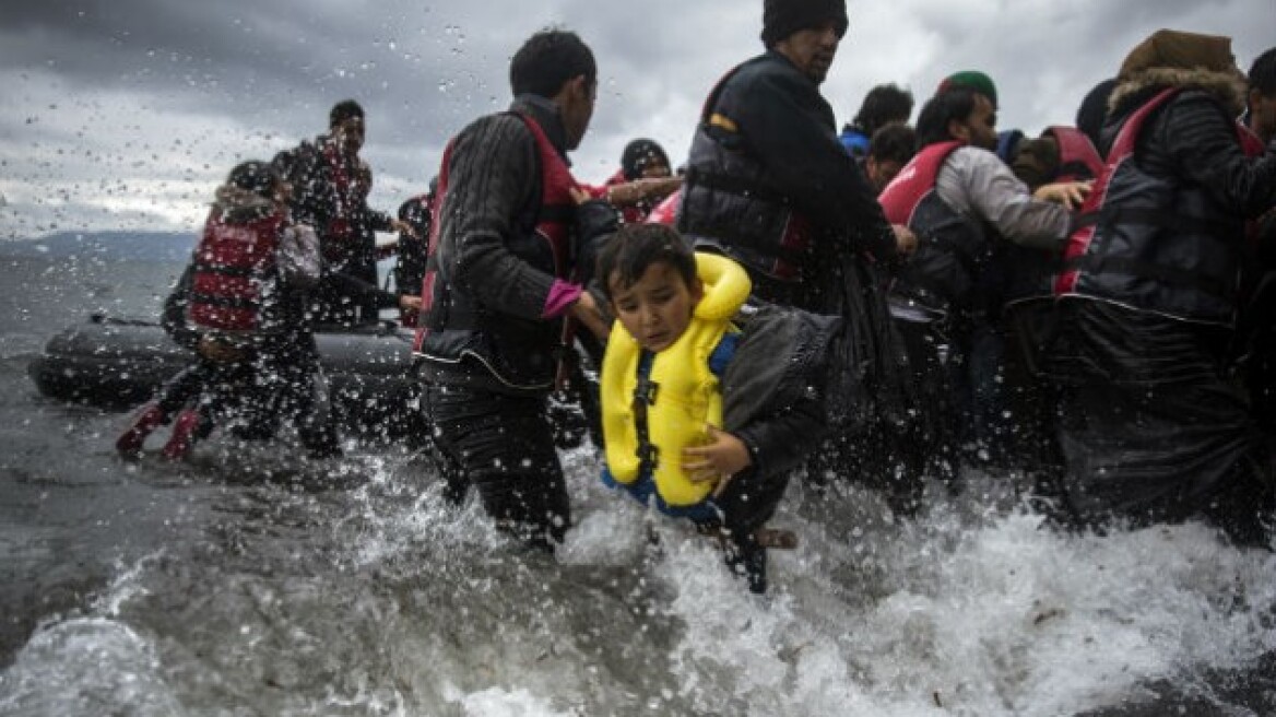 Photo exhibition for refugees in Mytilene