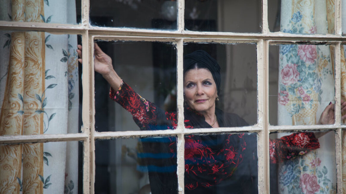 Η Ζωζώ κάνει comeback