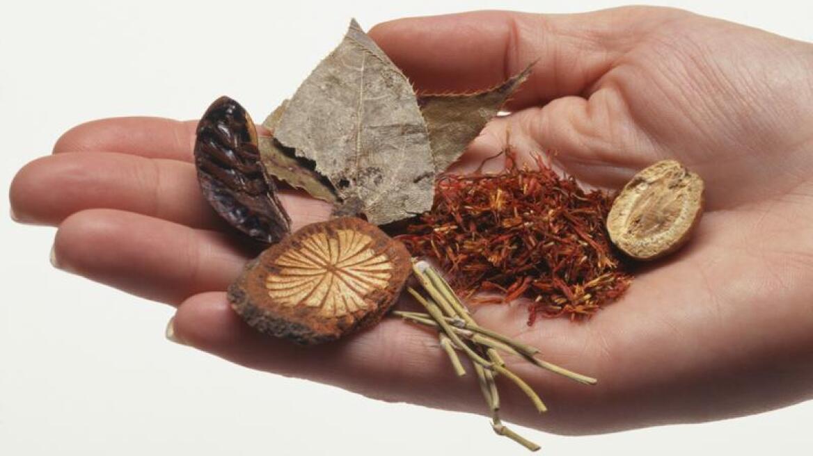 Αδυνατίστε τρώγοντας βότανα και μπαχαρικά