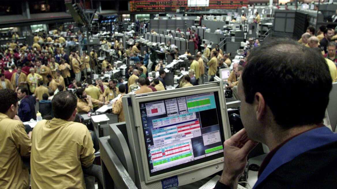 Απώλειες στους δείκτες στη Wall Street