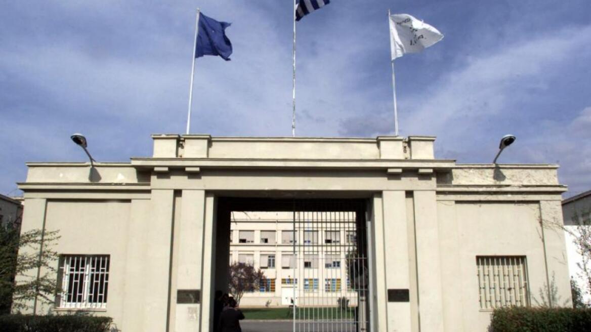 Μετά τις αποκαλύψεις Στουρνάρα, «βγαίνει» ότι ο Τσίπρας είχε στείλει την ΕΥΠ στο Νομισματοκοπείο