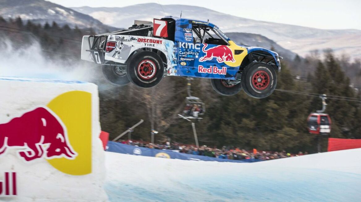 Υπερθέαμα στο χιόνι! (video)