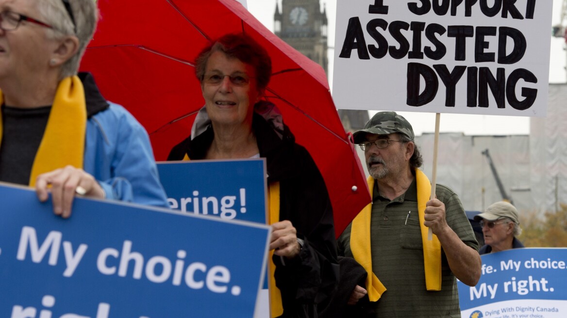 Ο Καναδάς λέει «ναι» υπό προϋποθέσεις στην ευθανασία