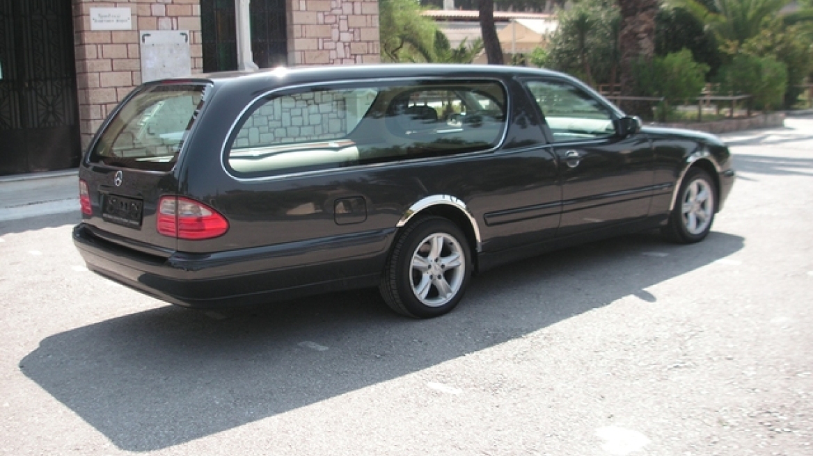 Έκλεψαν... νεκροφόρα από γραφείο τελετών στην Ξάνθη!