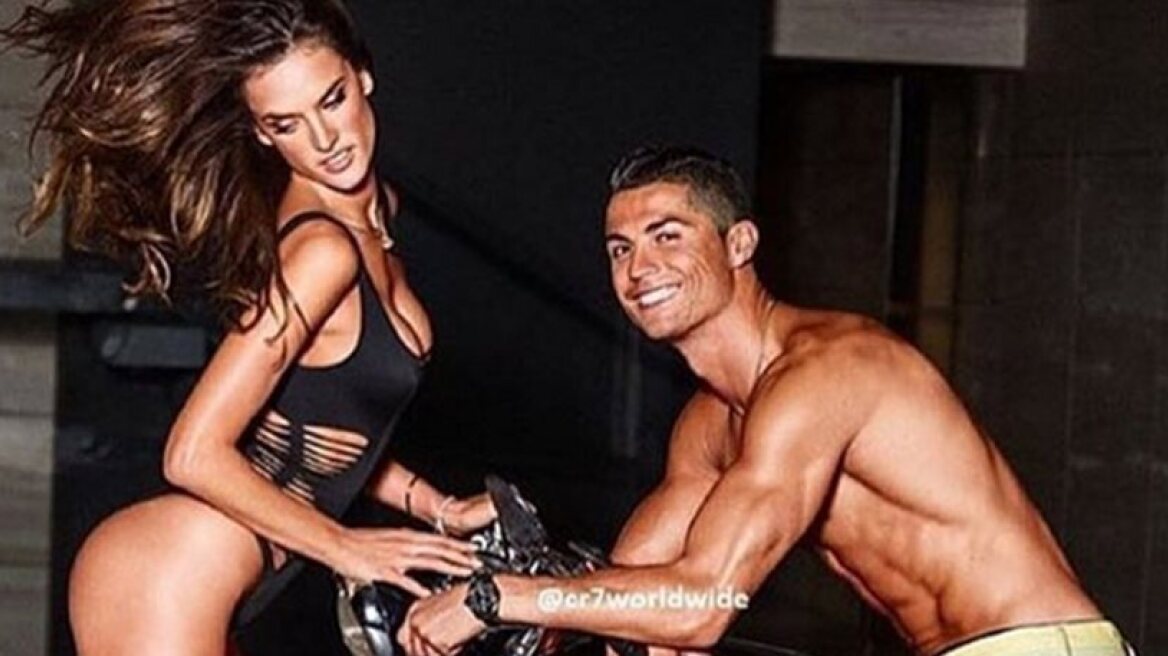 Ronaldo and Ambrosio photographed only in their underwear