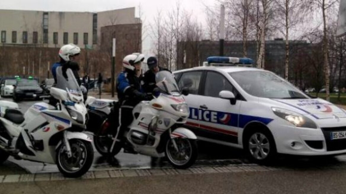 Σοκ στην Γαλλία: Φόνος γυναίκας μπροστά στα 5 παιδιά της 