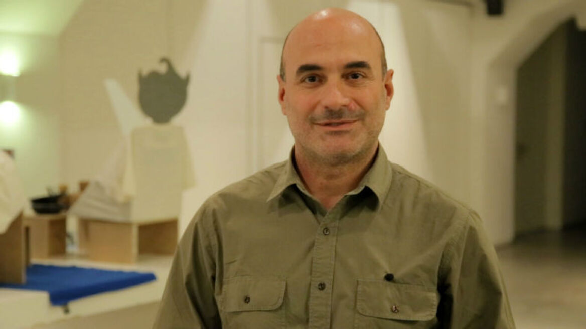 Σχεδιάζοντας... ελληνικά