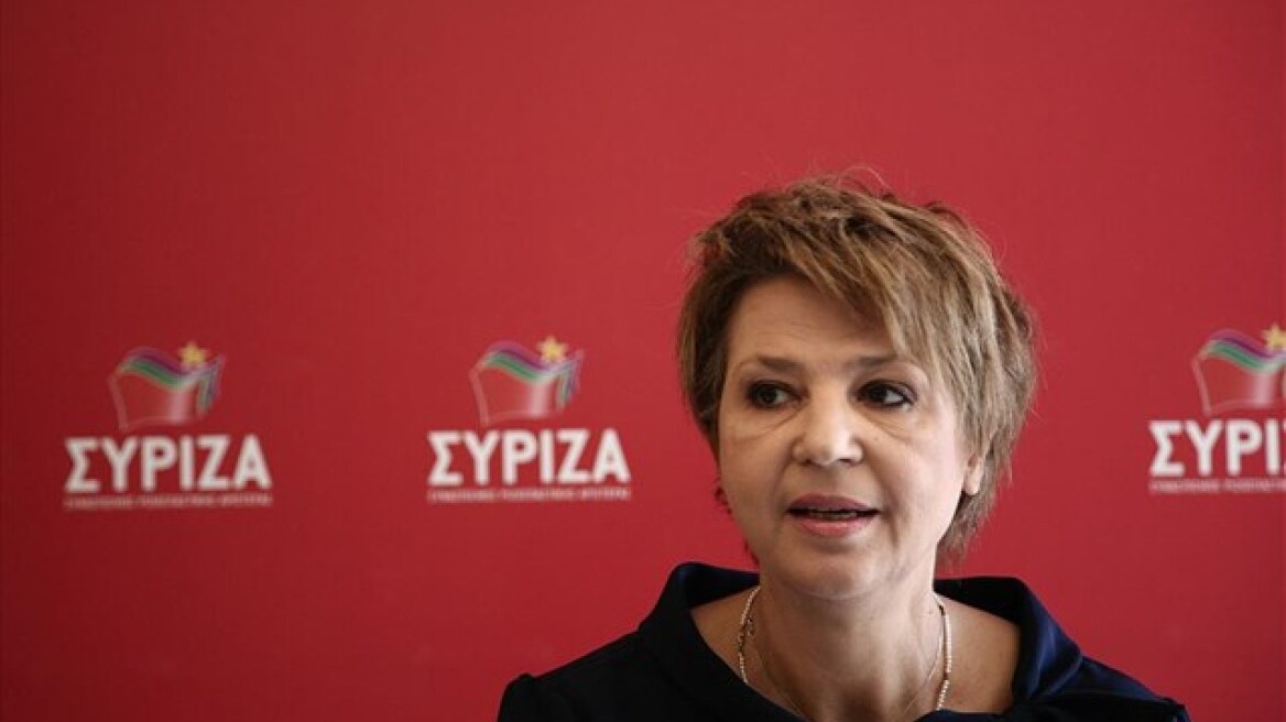 Η «αλήθεια» του Μαξίμου για τους μετακλητούς υπαλλήλους