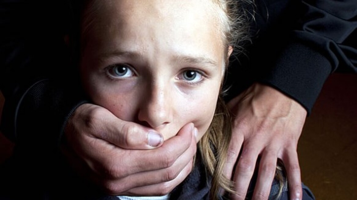 Αγγλία: Παιδιά εξαναγκάζονταν να έρχονται σε σεξουαλική επαφή με ζώα!