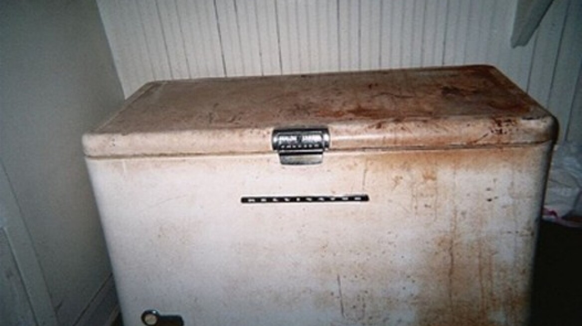 Νεκρά πέντε παιδιά που εγκλωβίστηκαν σε παλιό καταψύκτη 