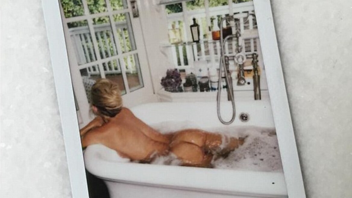 Κate Hudson: Φωτογραφήθηκε γυμνή στην μπανιέρα της για να κάνει τον πρώην της να ζηλέψει