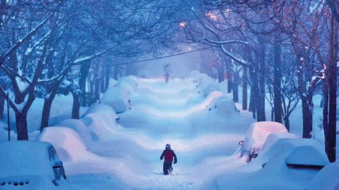Spectacular footage from Snowzilla (vids)