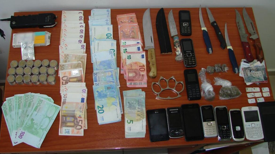Ηλεία: Σπείρα πούλησε ναρκωτικά σε χίλια(!) άτομα
