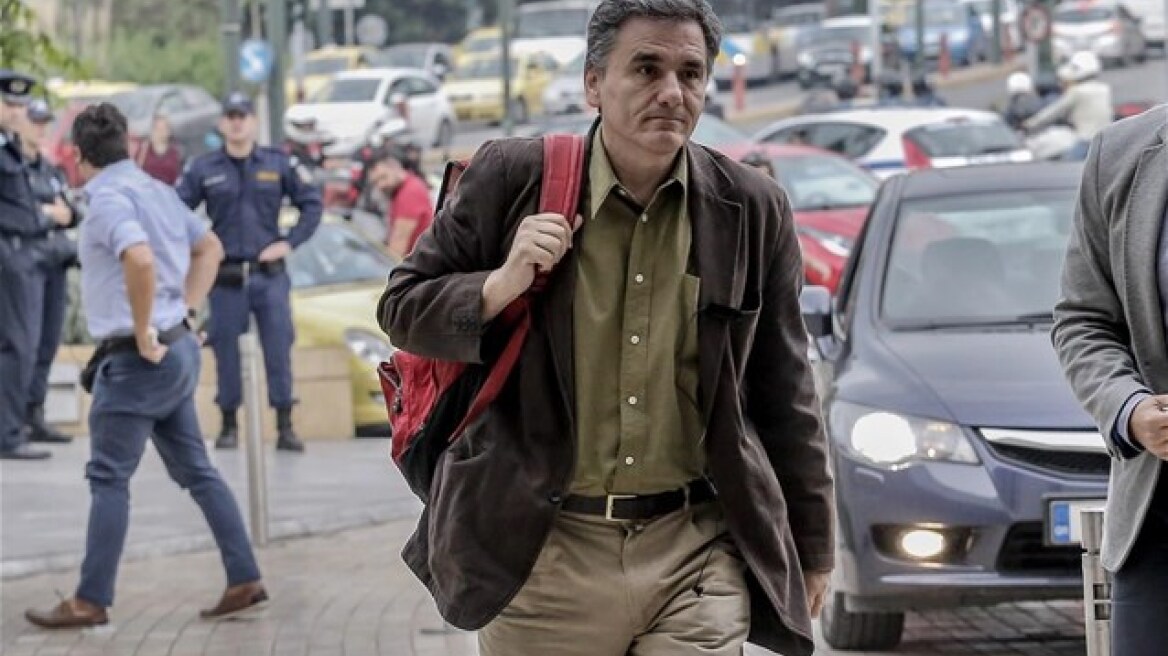 Σήμερα το ραντεβού Τρόικας-Τσακαλώτου με πρώτο «πιάτο» ασφαλιστικό