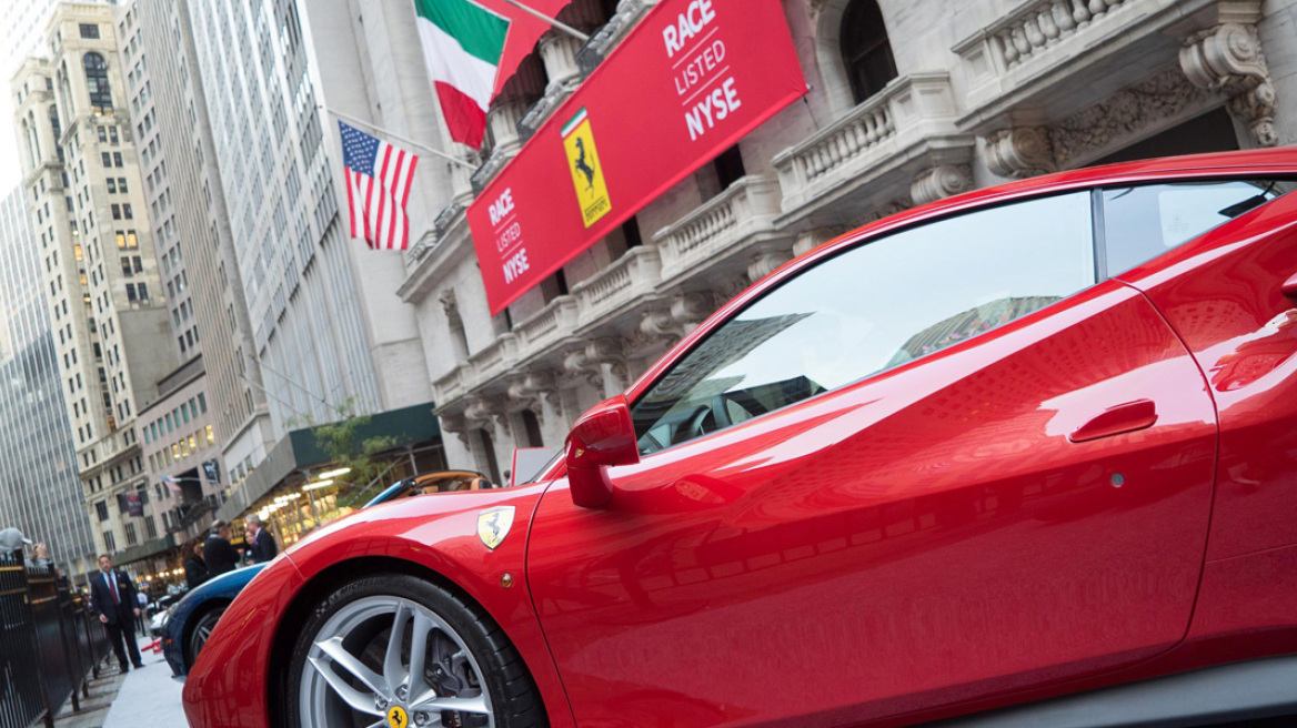 Πόσες Ferrari πωλήθηκαν το 2015;