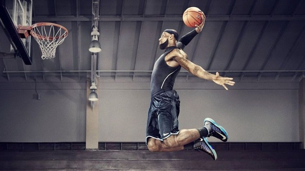 Στο γκαράζ του LeBron James!