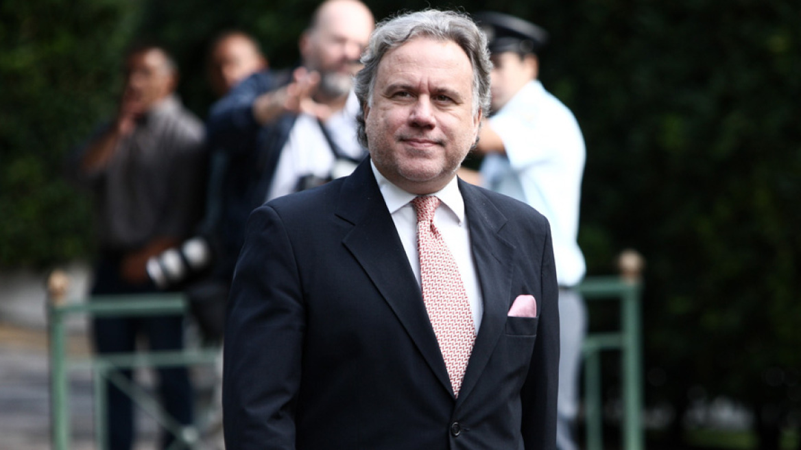 Κατρούγκαλος: Εμείς με τα μαντιλάκια και τις γραβάτες δεν είχαμε μάθει να πληρώνουμε