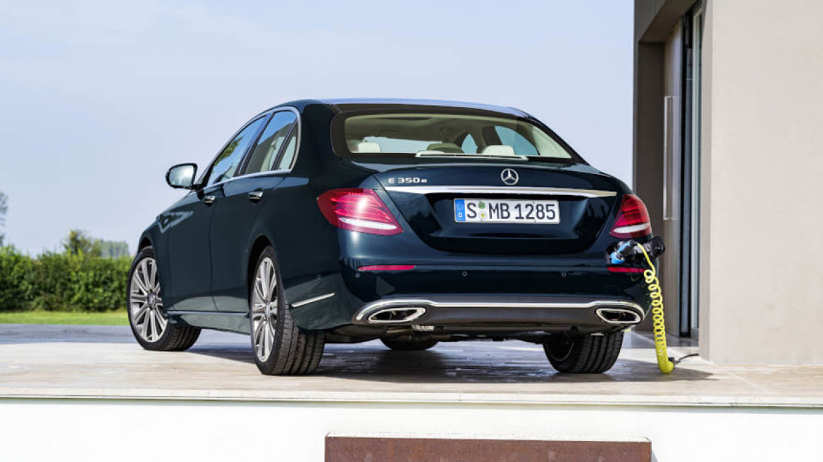Στροφή στα υβριδικά από την Mercedes