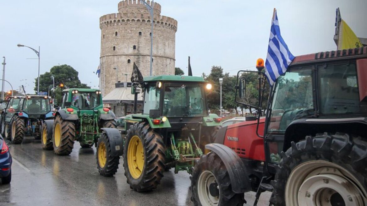 Greek farmers drive their tractors to Thessaloniki center