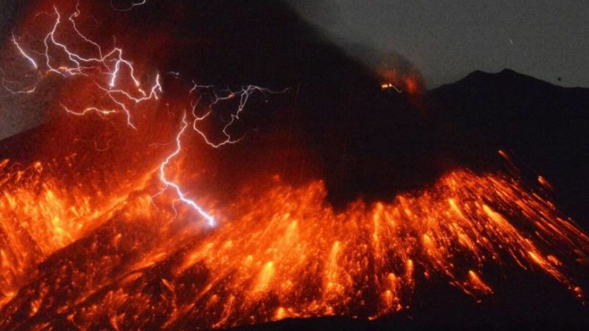 Japan volcano erupts with fiery lightning