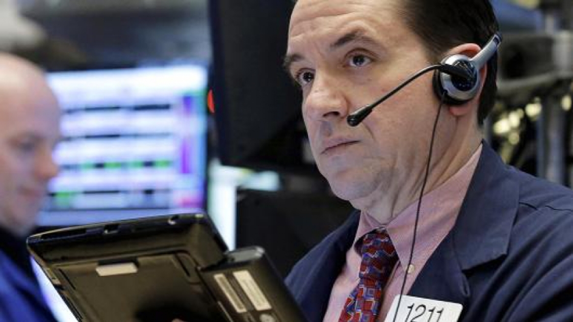 Κέρδη στην Wall Street με το βλέμμα σε πετρέλαιο και data