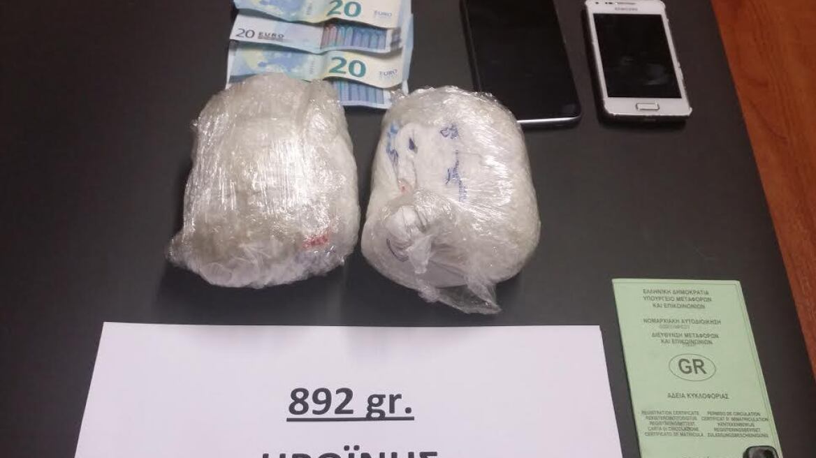 Ρόδος: Κουβαλούσε ένα κιλό ηρωίνης με τη μηχανή του