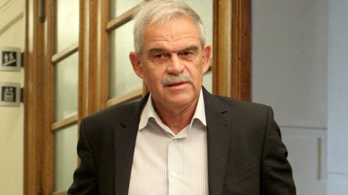 Τόσκας για τις μολότοφ στα γραφεία ΠΑΣΟΚ: Η διόγκωση των αστυνομικών δυνάμεων προσελκύει τις επιθέσεις