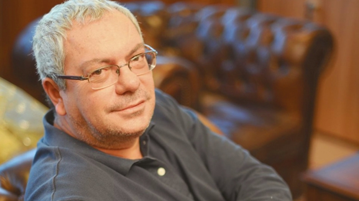 Η οργή του Σταμάτη Μαλέλη στο Facebook για το κλείσιμο των καναλιών 