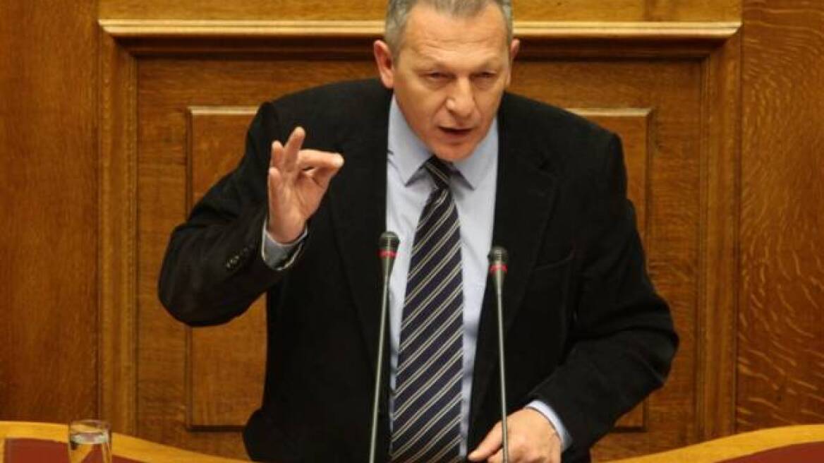 Παφίλης: Επικοινωνιακός αντιπερισπασμός της κυβέρνησης οι τηλεοπτικές άδειες