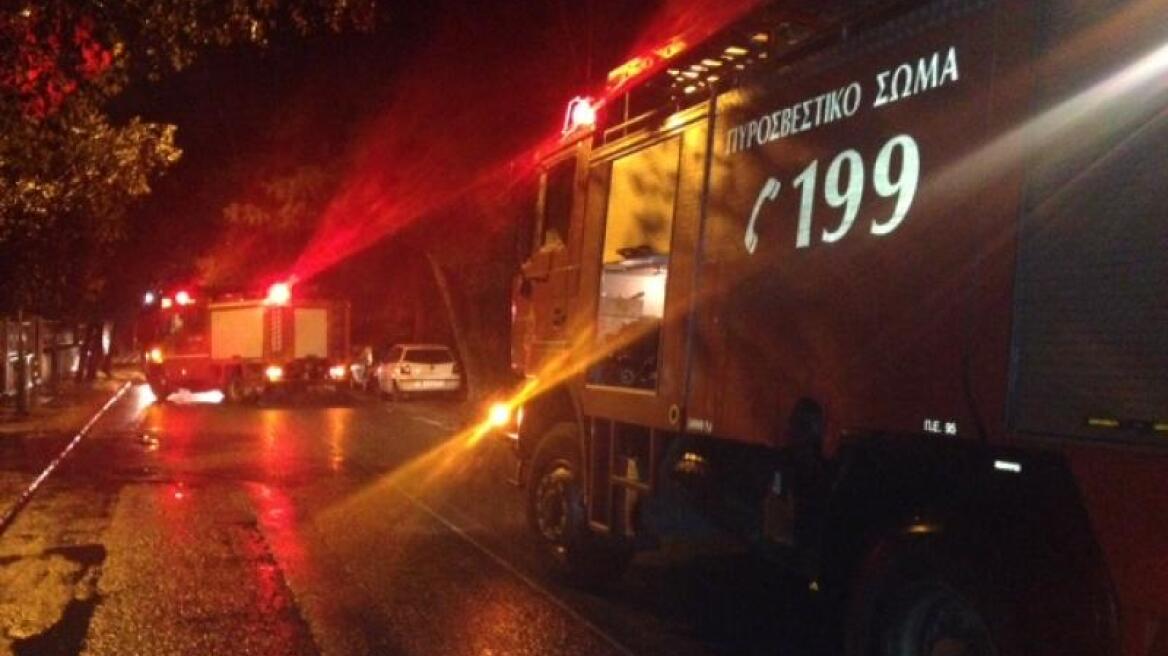Στις φλόγες τυλίχθηκε διαμέρισμα στη Θεσσαλονίκη - Τραυματίστηκε μια 55χρονη 