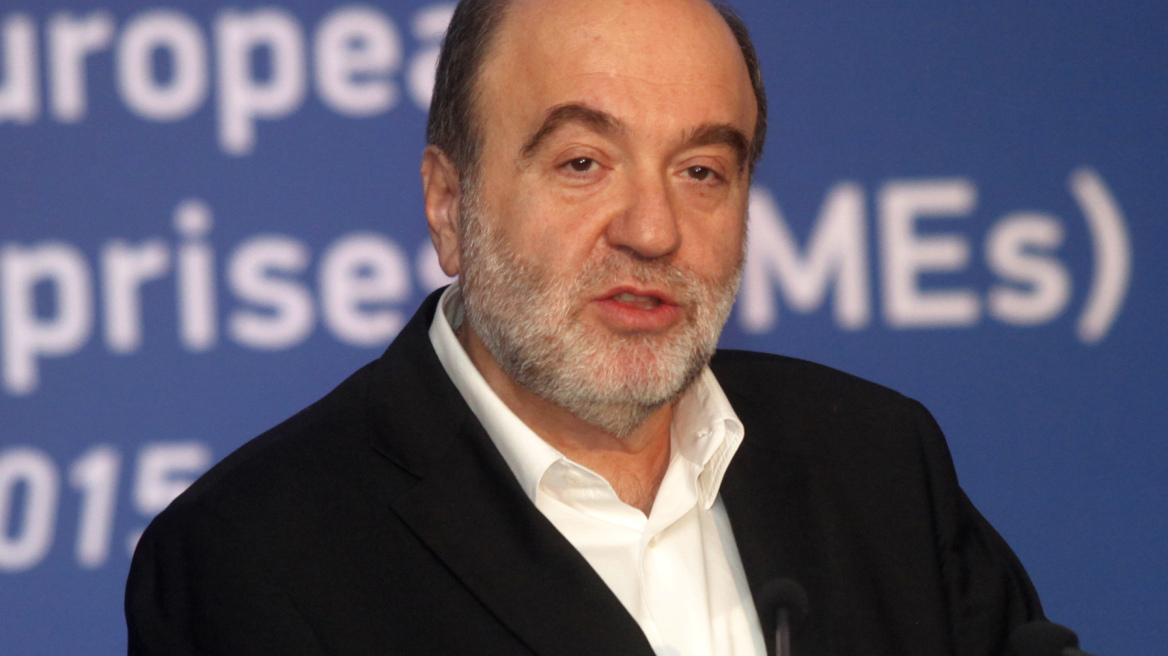 Ελάφρυνση των αγροτών υπόσχεται ο Τρύφων Αλεξιάδης