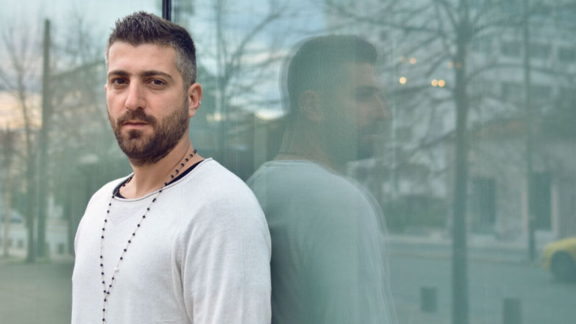 Ευτυχισμένος με τη μουσική