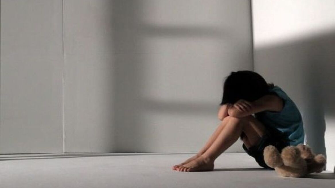 Προφυλακιστέος ο 44χρονος που βίαζε και βασάνιζε τα ανήλικα παιδιά του