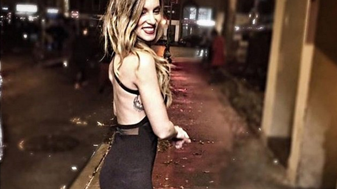 Αθηνά Οικονομάκου: Τo πιο γυμνασμένο κορμί στην Ελλάδα! (pics)