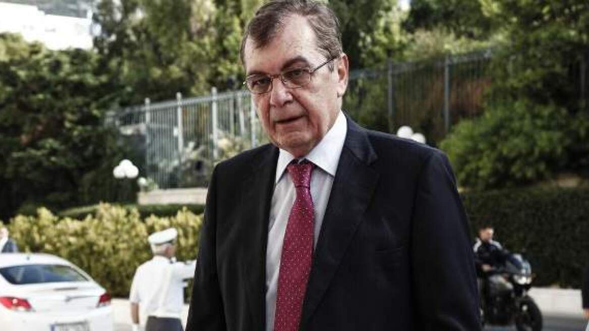 Κρεμαστινός: Θα ζητούν άδεια και τα C-130 για να προσγειωθούν στην Ρόδο;