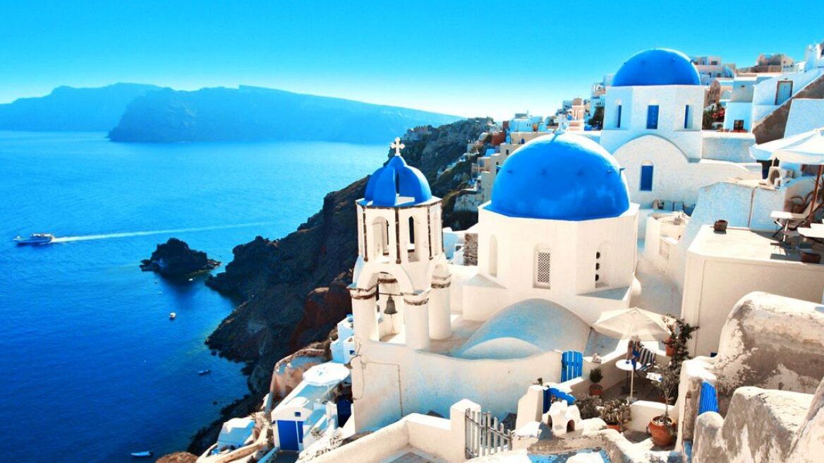 Santorini included in the best honeymoon islands in the world