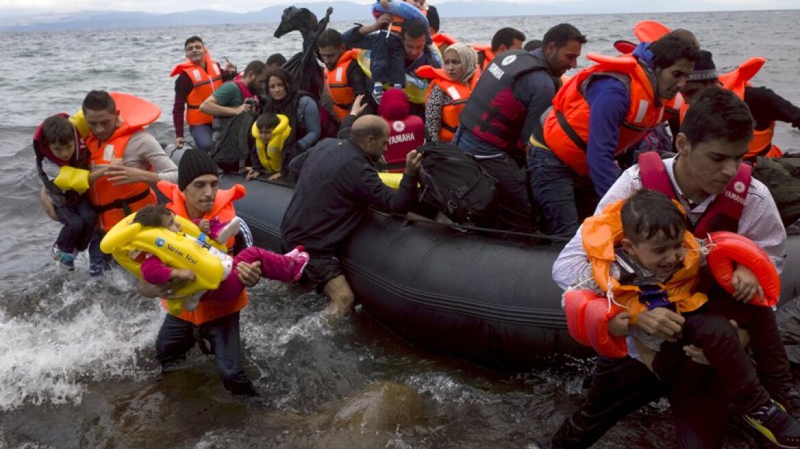 Έρευνα: Μόνο ένας στους πέντε Έλληνες έχει ακριβή εικόνα για το μέγεθος του προσφυγικού